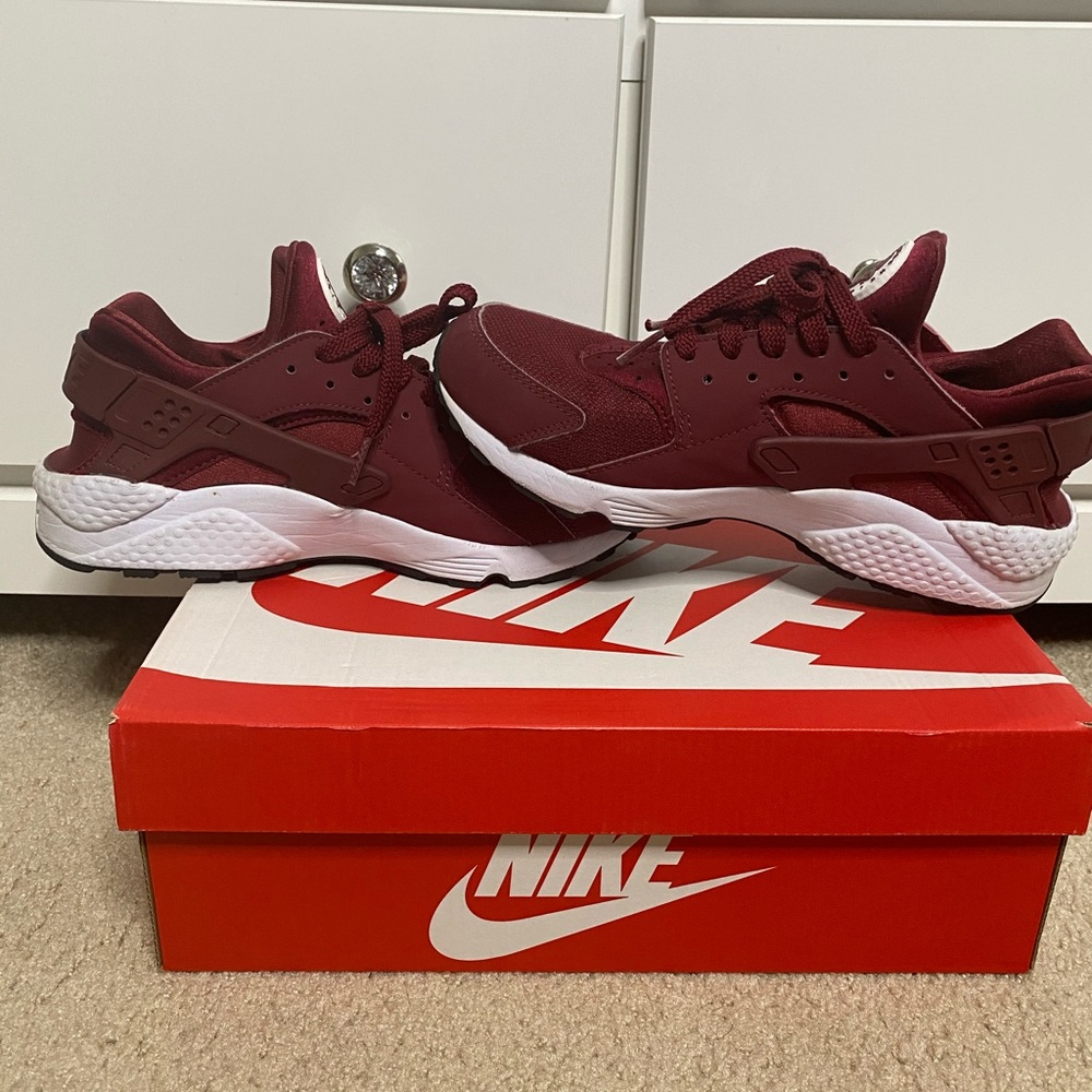 Burgundy Nike Air Huarache